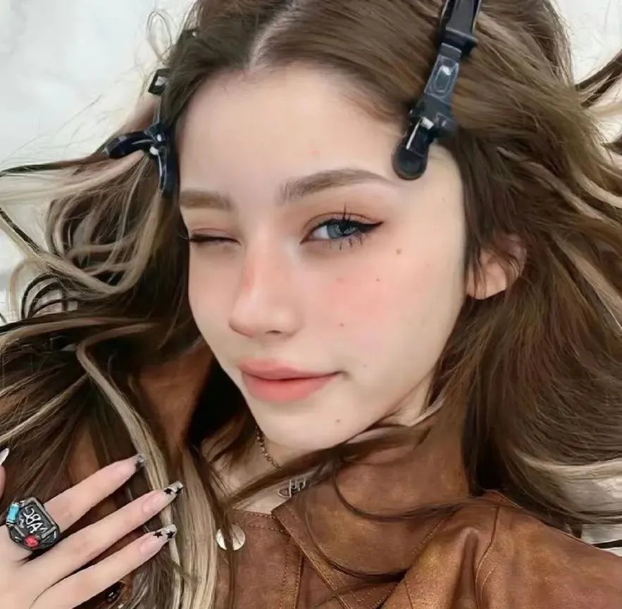 垂乳女